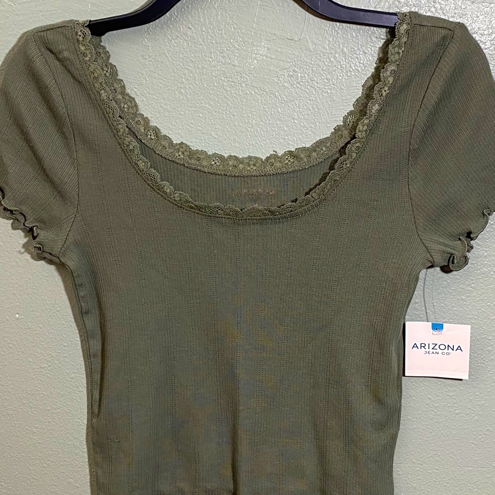 Lace Trim Tee - Picture 2 of 3